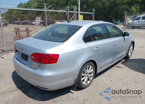 2014 Volkswagen Jetta 1.8T Se из США, поврежденный, VIN 3VWD17AJ0EM420731